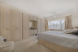 Photo 19- click for photo gallery